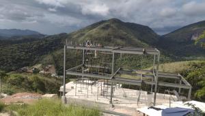 Obra em andamento.